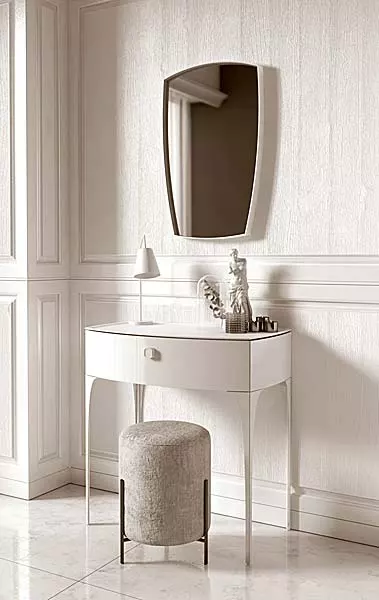 Komoda Louis 82 cm. kolor biały